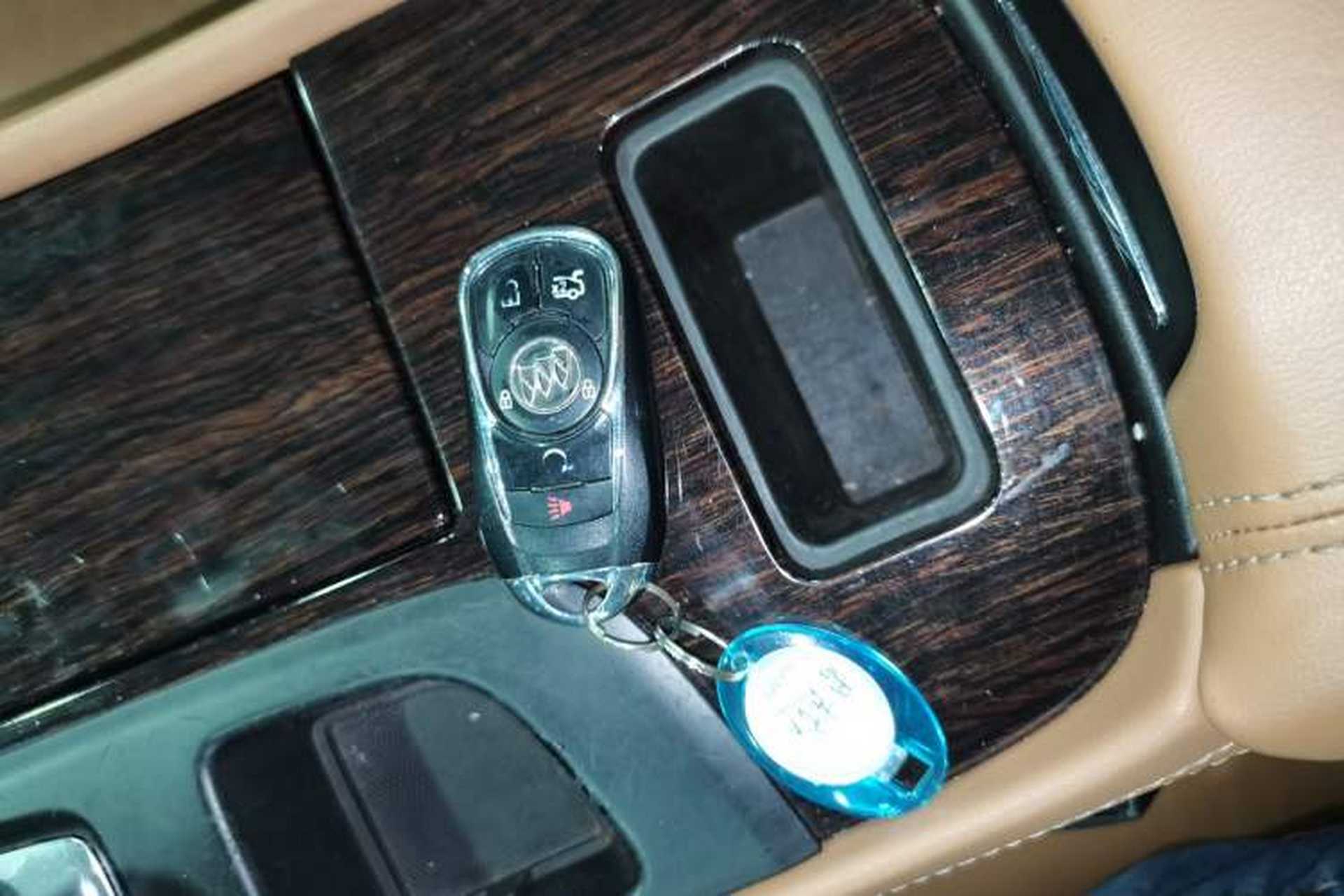 Used Buick LaCrosse 2016 28T Premium Edition Vehicle Key