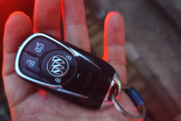 Used Buick LaCrosse 2016 20T Luxury Model Vehicle Key