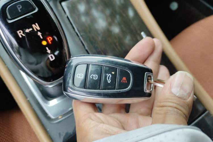 Used Buick LaCrosse 2016 20T Luxury Model Vehicle Key