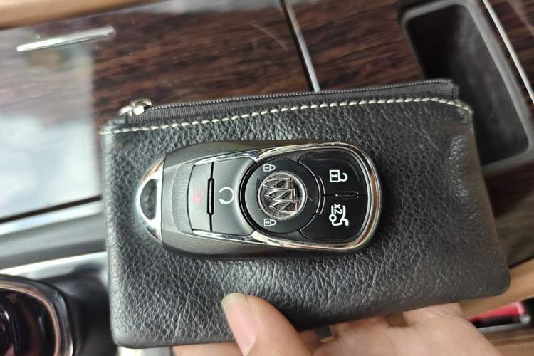 Used Buick LaCrosse 2016 20T Elite Edition Vehicle Key