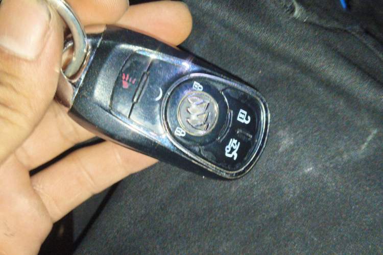 Used Buick LaCrosse 2016 20T Luxury Model Vehicle Key