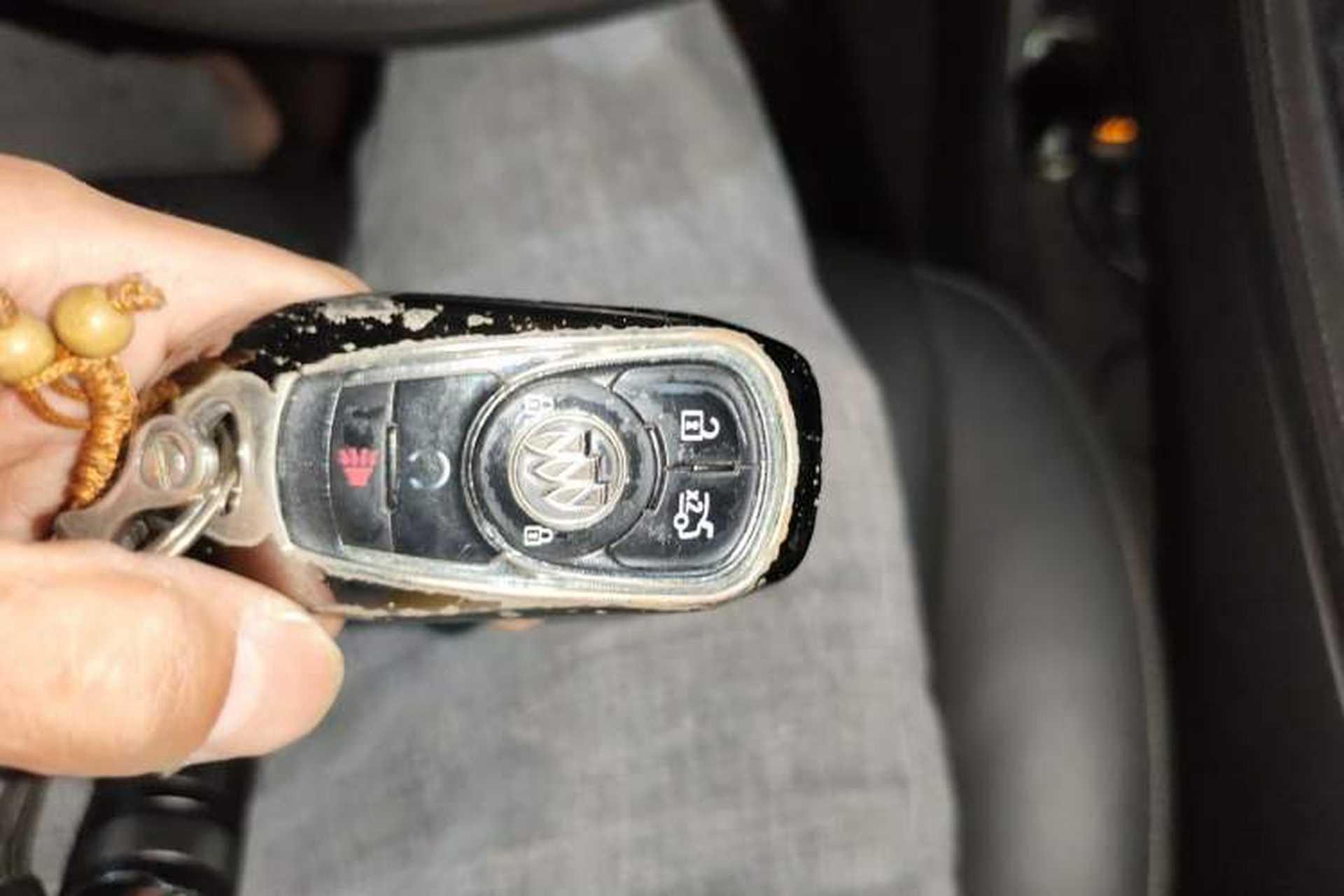 Used Buick LaCrosse 2016 Revised Version 28T Elite Edition Vehicle Key