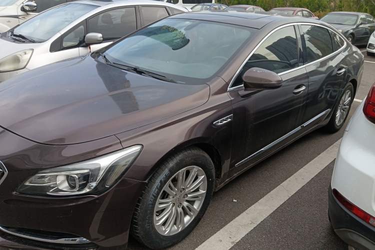 Used Buick LaCrosse 2016 20T Elite Edition Guazi used car, China used car export, Used car for sale, Used Buick cars, Cheapest cars for sale