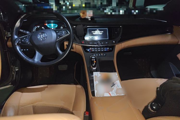 Used Buick LaCrosse 2016 20T Luxury Model Center Console