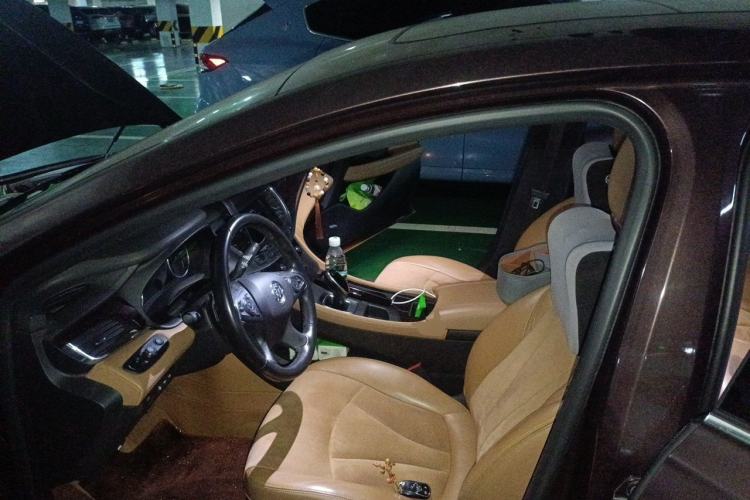 Used Buick LaCrosse 2016 28T Luxury Version Driver Seat