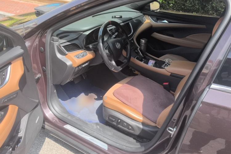 Used Buick LaCrosse 2016 28T Luxury Version Driver Seat