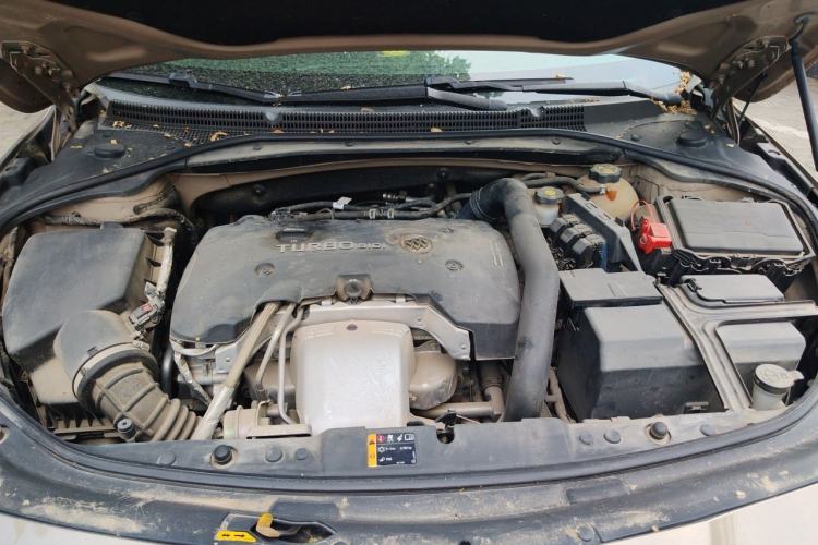Used Buick LaCrosse 2016 Revised Version 28T Elite Edition Engine Bay