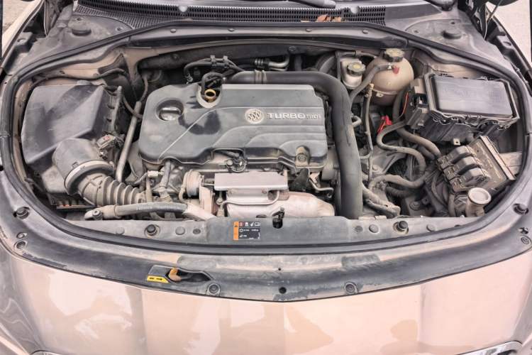 Used Buick LaCrosse 2016 20T Leading Model Engine Bay