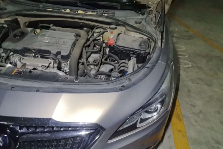 Used Buick LaCrosse 2016 20T Luxury Model Engine Bay Left