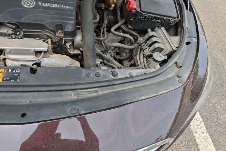 Used Buick LaCrosse 2016 20T Elite Edition Engine Bay Left