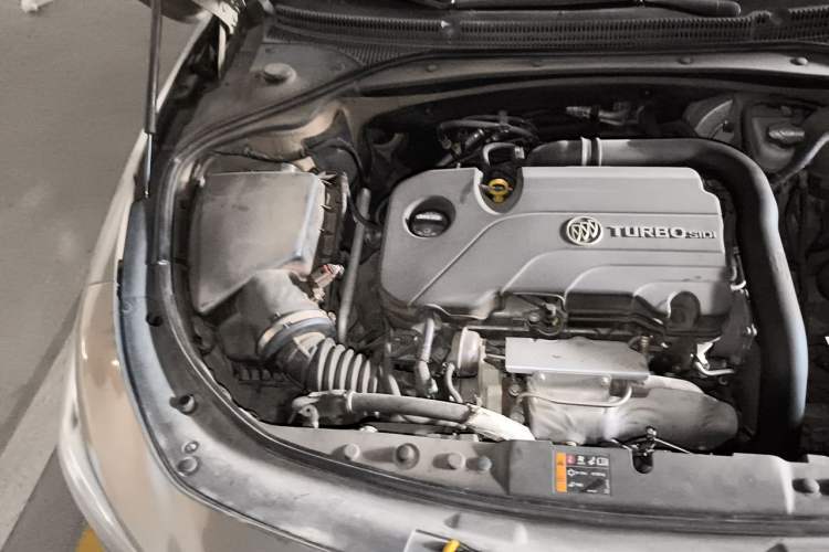 Used Buick LaCrosse 2016 20T Elite Edition Engine Bay Right