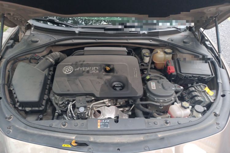 Used Buick LaCrosse 2016 30H Luxury Version Engine Bay