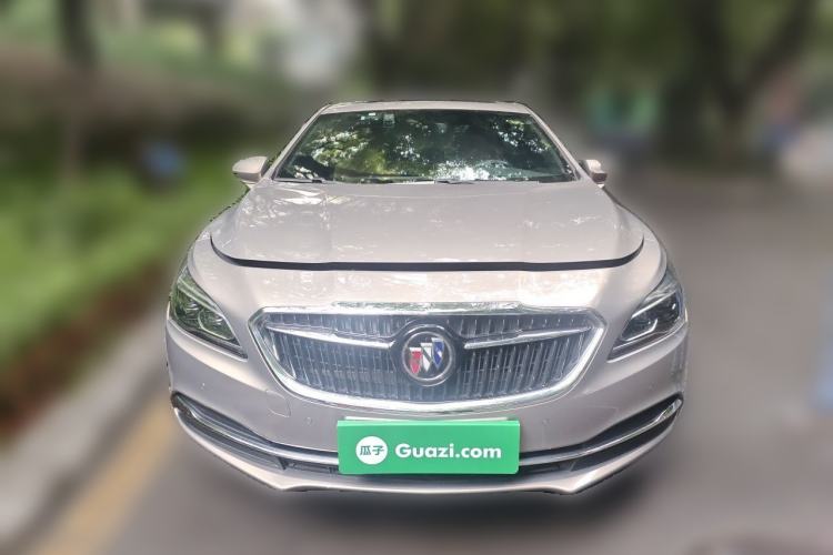 Used Buick LaCrosse 2016 28T Luxury Version Front