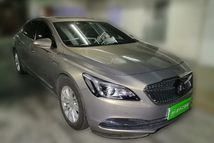 Used Buick LaCrosse 2016 20T Luxury Model Front Right 45 Deg