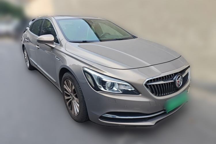 Used Buick LaCrosse 2016 Revised Version 28T Elite Edition Front Right 45 Deg