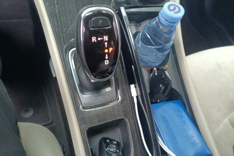 Used Buick LaCrosse 2016 30H Luxury Version Gear Lever