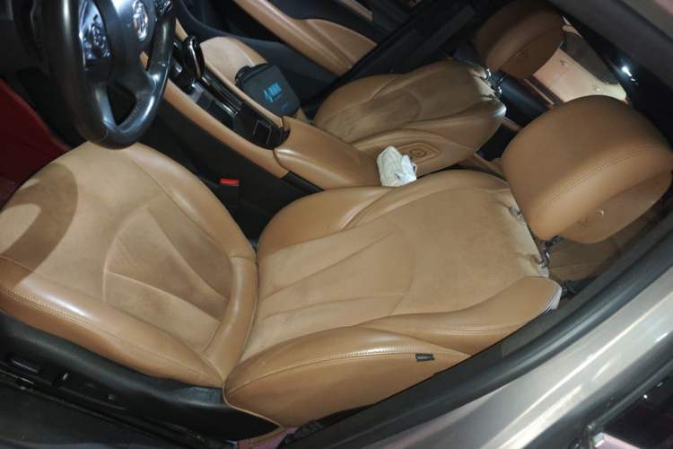 Used Buick LaCrosse 2016 28T Flagship Model Left Front Seat