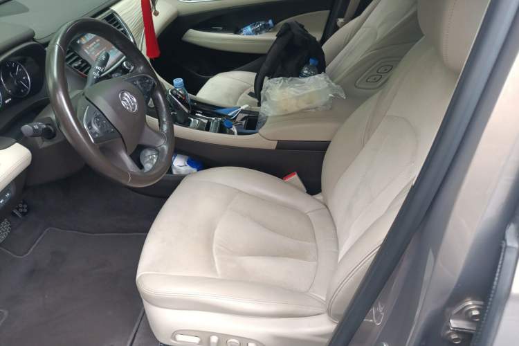 Used Buick LaCrosse 2016 30H Luxury Version Left Front Seat