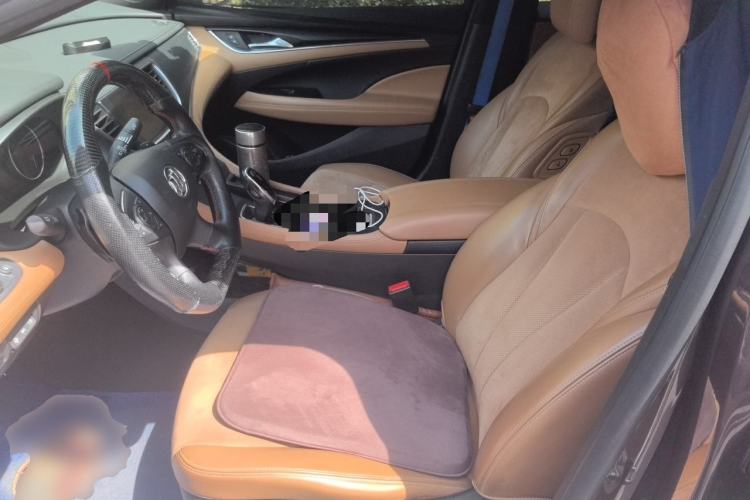 Used Buick LaCrosse 2016 28T Luxury Version Left Front Seat