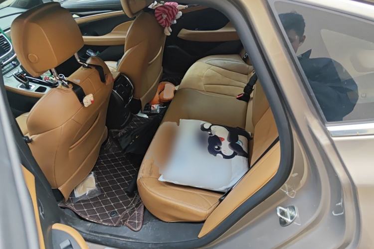 Used Buick LaCrosse 2016 Revised Version 28T Elite Edition Left Rear Seat