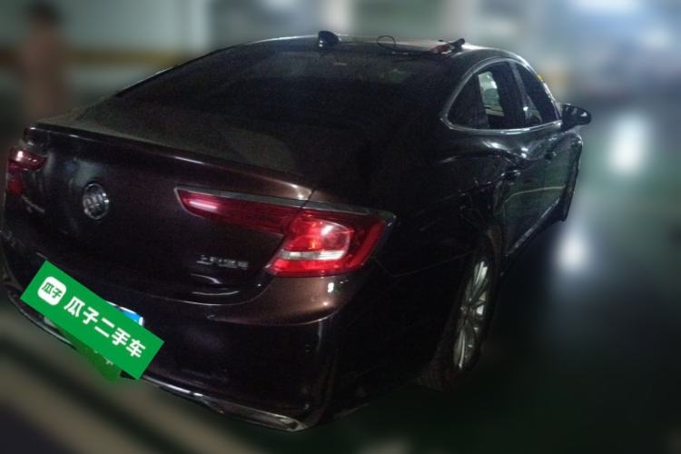 Used Buick LaCrosse 2016 28T Luxury Version Rear Right 45 Deg