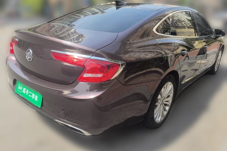 Used Buick LaCrosse 2016 28T Luxury Version Rear Right 45 Deg