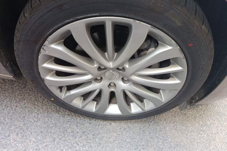 Used Buick LaCrosse 2016 28T Flagship Model Right Front Wheel Hub