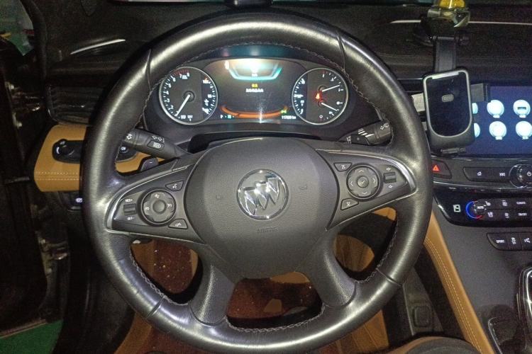 Used Buick LaCrosse 2016 28T Luxury Version Steering Wheel