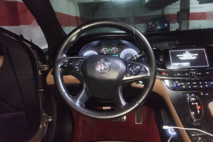 Used Buick LaCrosse 2016 28T Premium Edition Steering Wheel