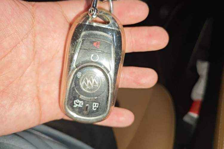 Used Buick LaCrosse 2016 20T Luxury Model Vehicle Key