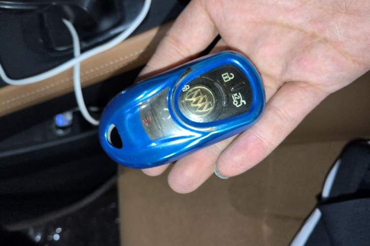 Used Buick LaCrosse 2016 20T Elite Edition Vehicle Key