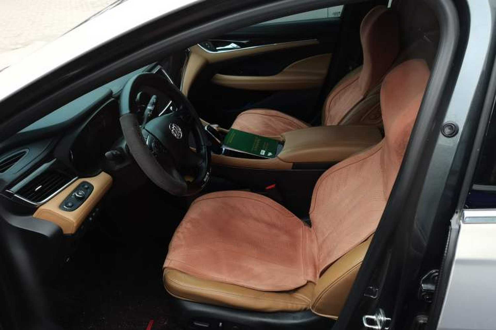 Used Buick LaCrosse 2016 28T Luxury Version Left Front Seat