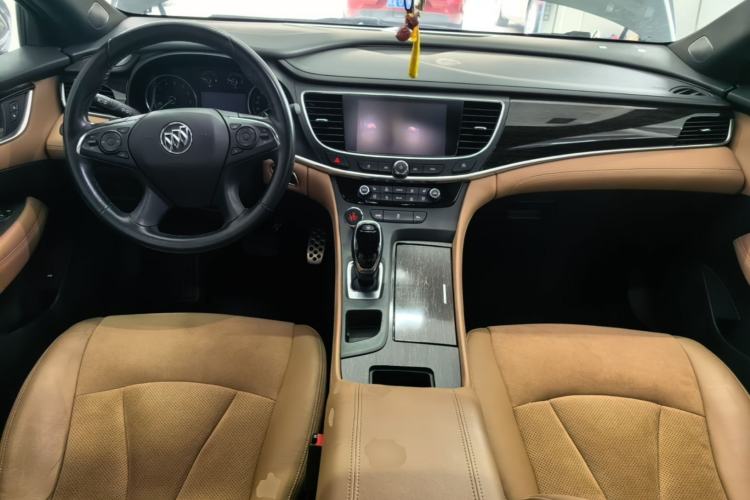 Used Buick LaCrosse 2016 20T Elite Edition Center Console