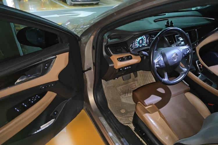Used Buick LaCrosse 2016 20T Luxury Model Driver Seat