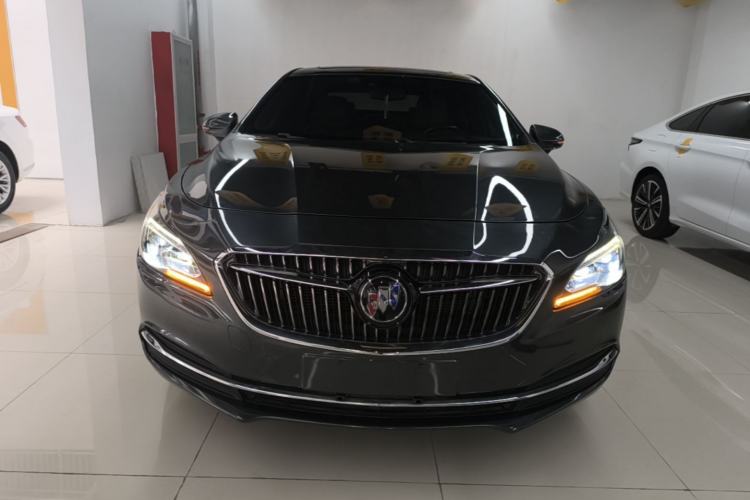 Used Buick LaCrosse 2016 28T Flagship Model Front