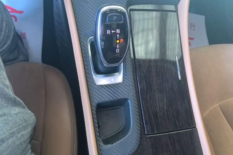 Used Buick LaCrosse 2016 20T Luxury Model Gear Lever