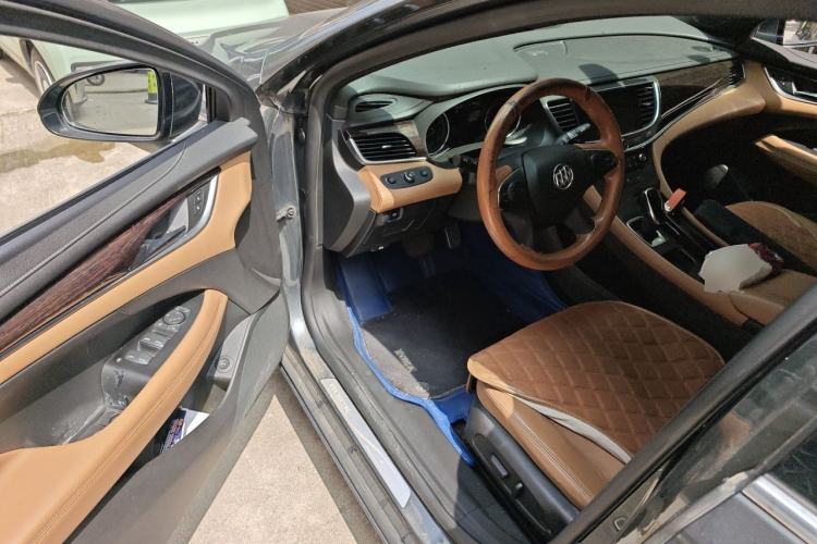 Used Buick LaCrosse 2016 20T Elite Edition Interior 3