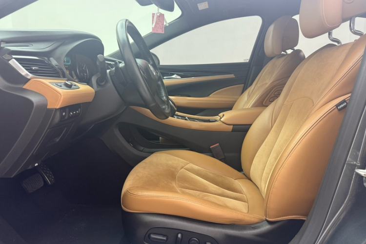 Used Buick LaCrosse 2016 28T Flagship Model Interior 4