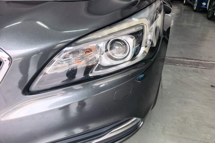 Used Buick LaCrosse 2016 20T Elite Edition Left Front Headlight