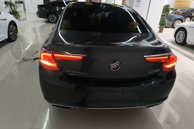 Used Buick LaCrosse 2016 28T Flagship Model Rear