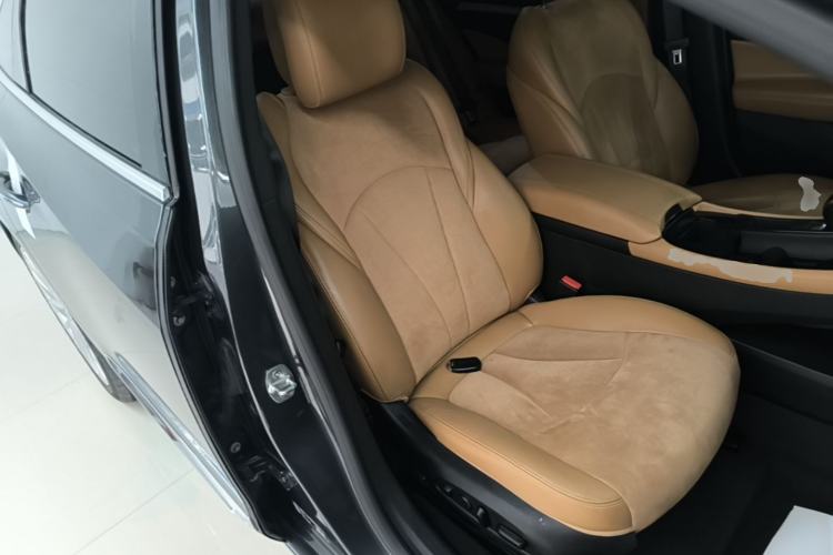 Used Buick LaCrosse 2016 28T Flagship Model Right Front Seat