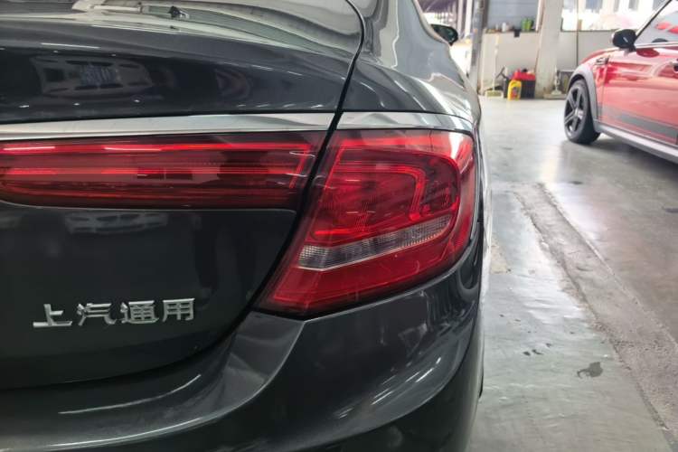 Used Buick LaCrosse 2016 20T Elite Edition Right Rear Taillight