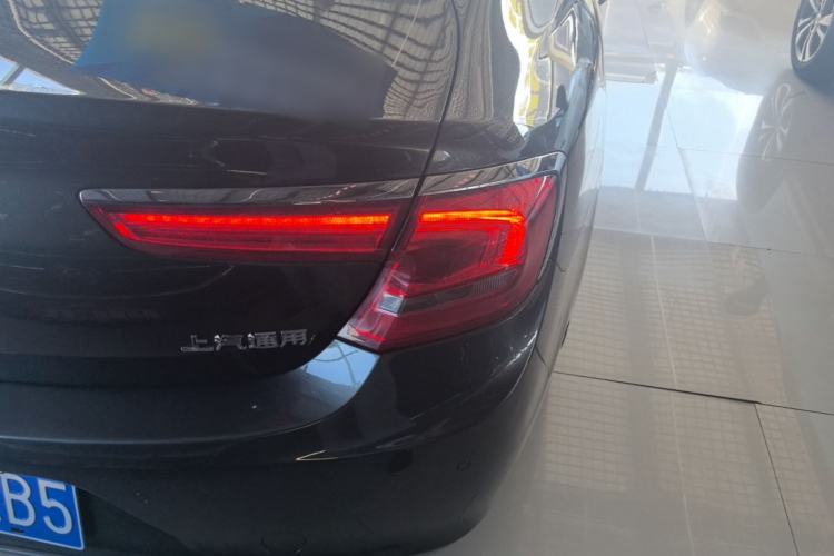 Used Buick LaCrosse 2016 20T Luxury Model Right Rear Taillight