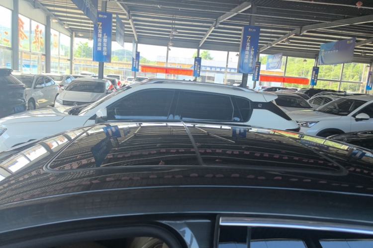 Used Buick LaCrosse 2016 20T Luxury Model Roof