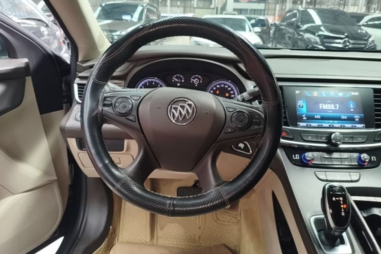 Used Buick LaCrosse 2016 20T Leading Model Steering Wheel