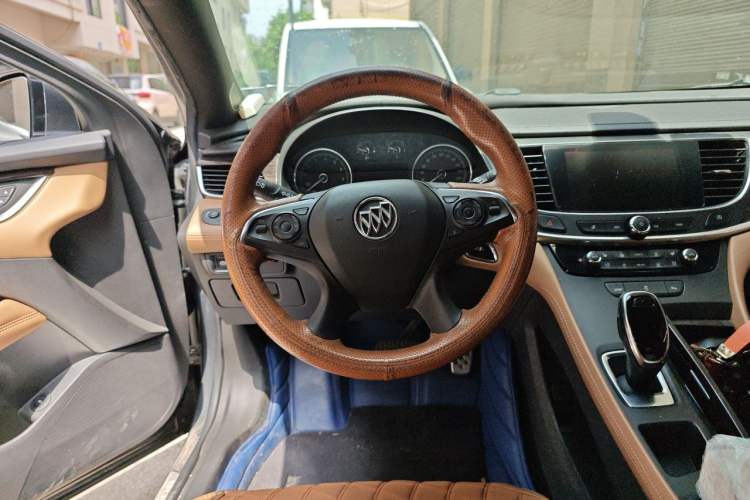 Used Buick LaCrosse 2016 20T Elite Edition Steering Wheel