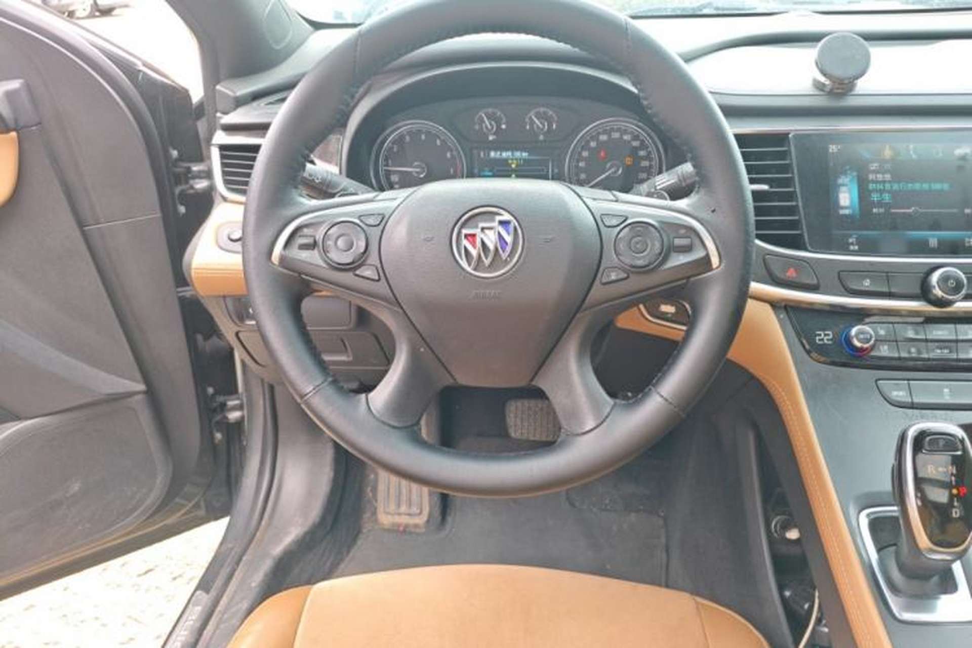 Used Buick LaCrosse 2016 20T Elite Edition Steering Wheel