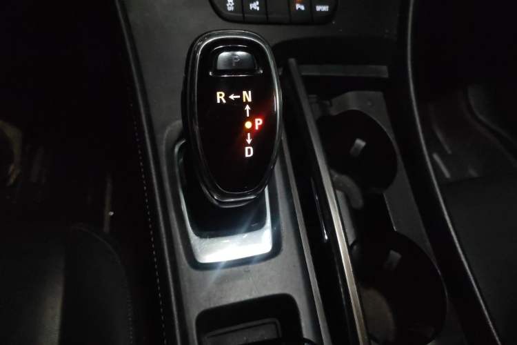 Used Buick LaCrosse 2016 Revised Version 28T Elite Edition Gear Lever