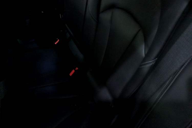 Used Buick LaCrosse 2016 Revised Version 28T Elite Edition Left Rear Seat