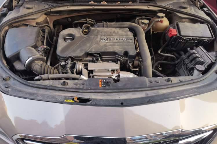 Used Buick LaCrosse 2016 20T Leading Model Engine Bay